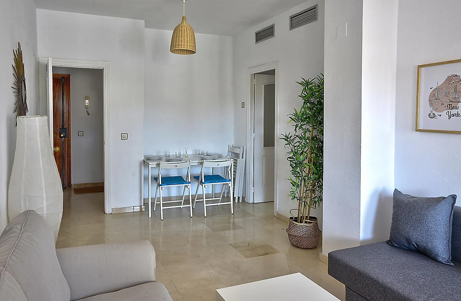 Luxury Apartment In Seville With Pool